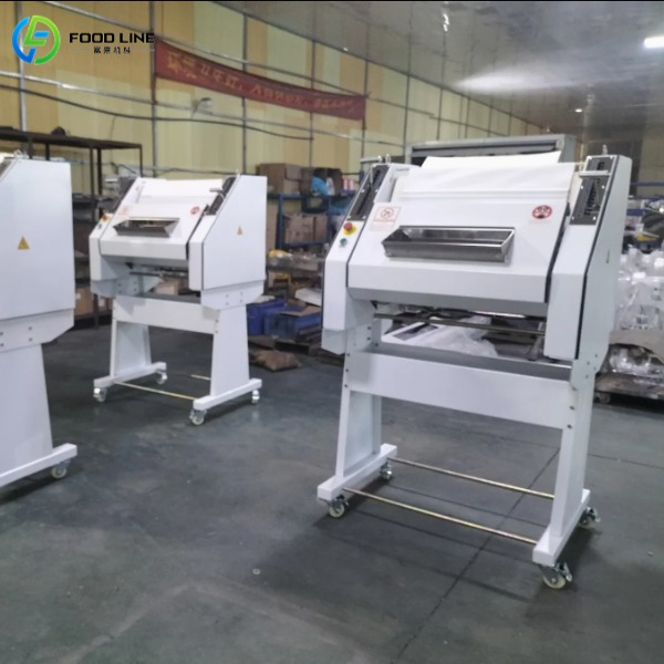 bread molding machine