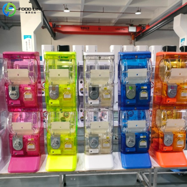 gashapon capsule station
